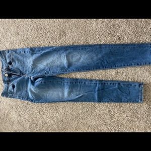 American Eagle Size 6 Skinny Jeans